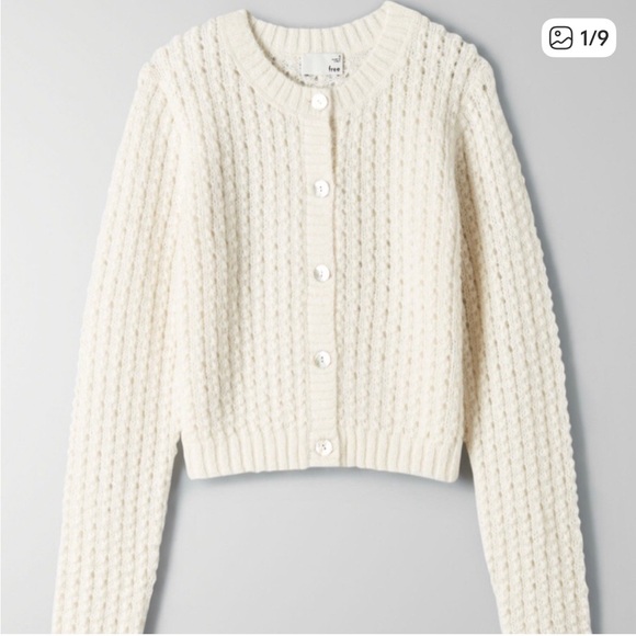 Wilfred Sweaters - NWOT Aritzia Wilfred Free Fortune Alpaca knit cardigan in cream colour medium
